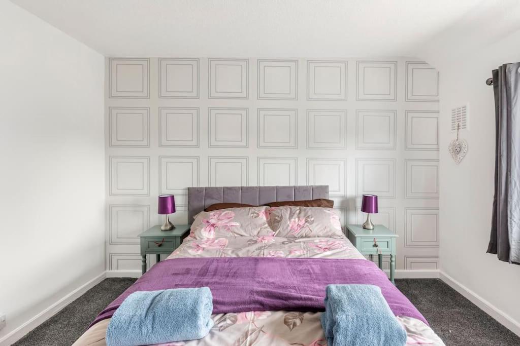 Entire Charming 5-Bed House In Darwen Blackburn Bb1 Free Parking Roadside Rishton Экстерьер фото